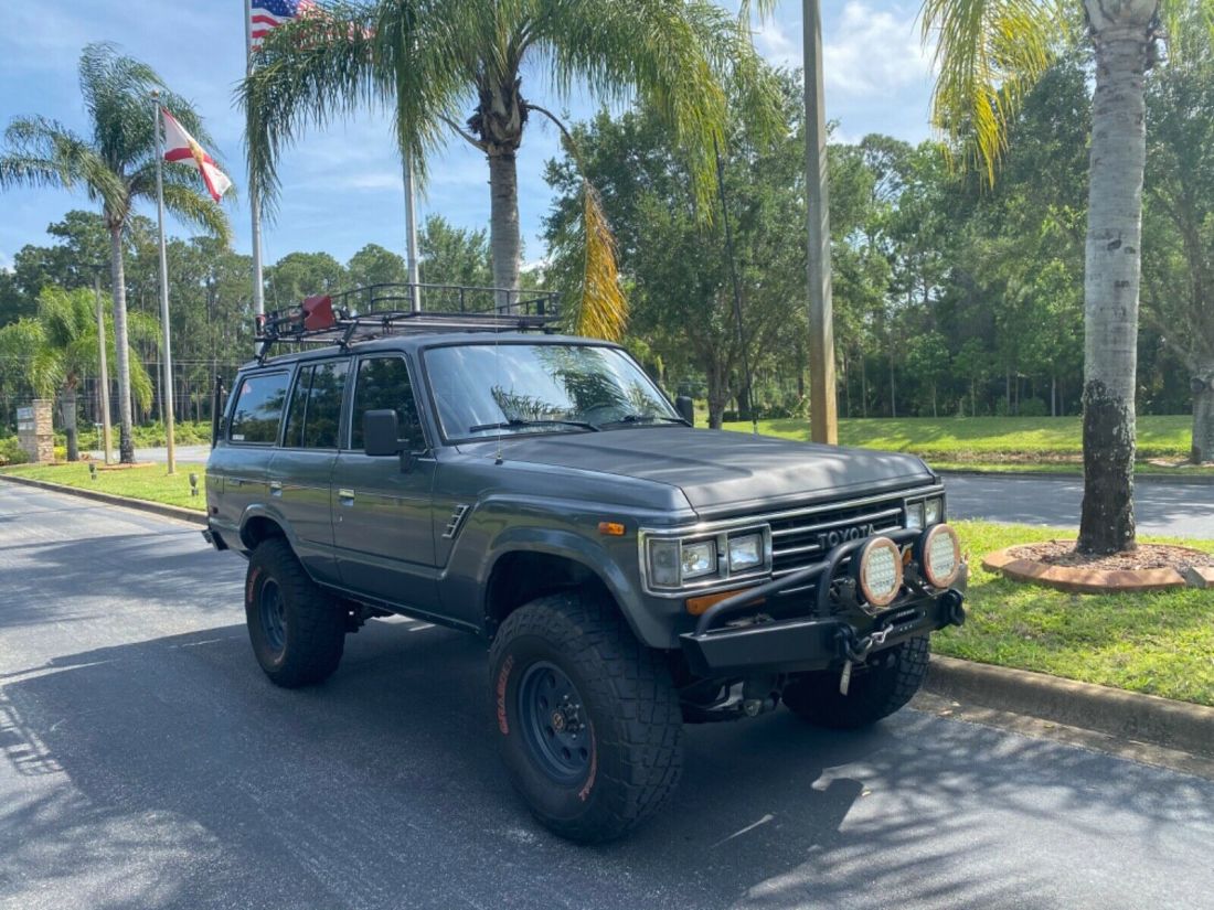 1990 Toyota Land Cruiser FJ62 GX - photo 7