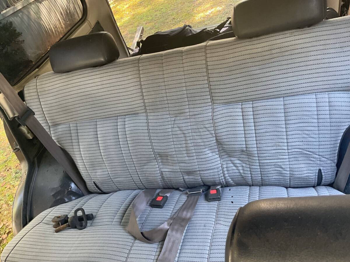 1990 Toyota Land Cruiser FJ62 GX - photo 8