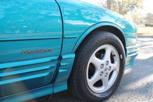 FL AMAZING CONDITION LOW MILES CONVERTIBLE LEATHER SENIOR OWNED SHOW CAR BOOT 1994 Oldsmobile Cutlass Supreme