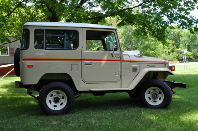 1983 Toyota Land Cruiser FJ40 - photo 5
