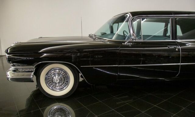 1959 Cadillac Fleetwood Series 75 9 Passenger Sedan - photo 7