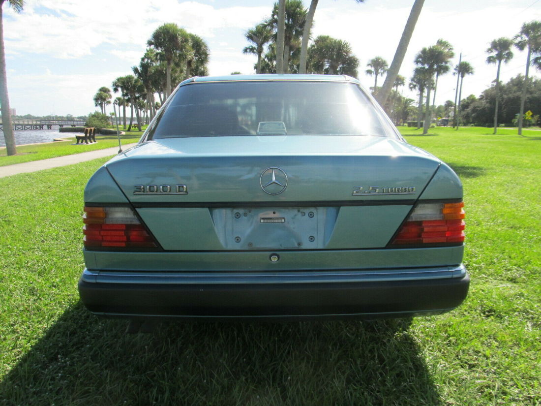 1992 Mercedes-Benz E-Class - photo 9