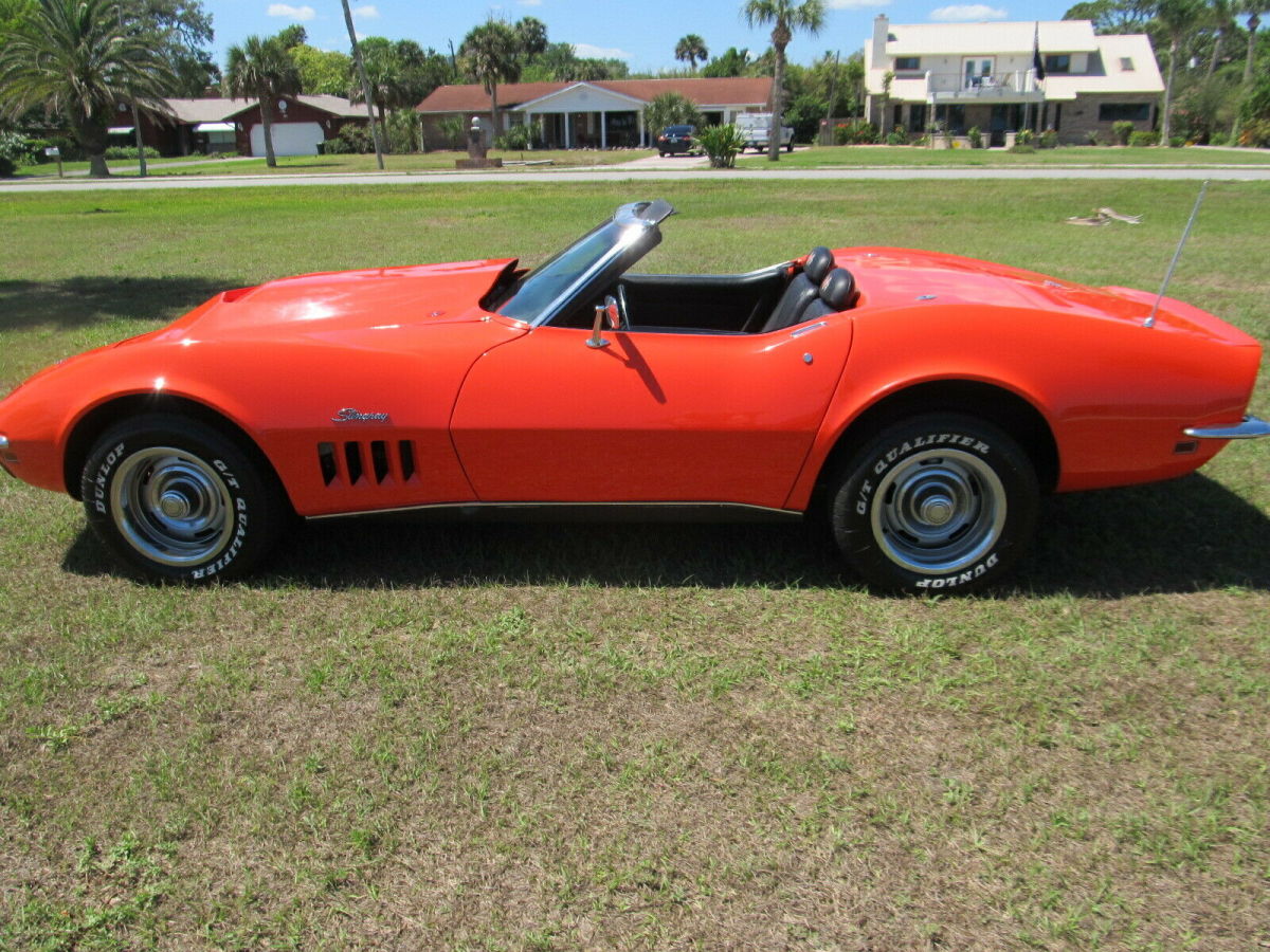 1969 Chevrolet Corvette Convertible - photo 10