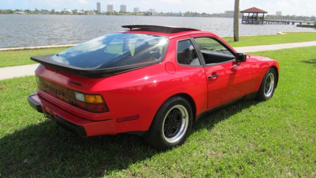 1986 Porsche 944 - photo 5