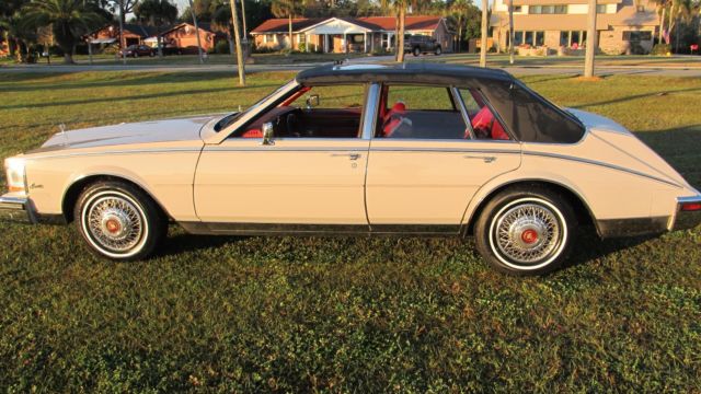 1984 Cadillac Seville - photo 10