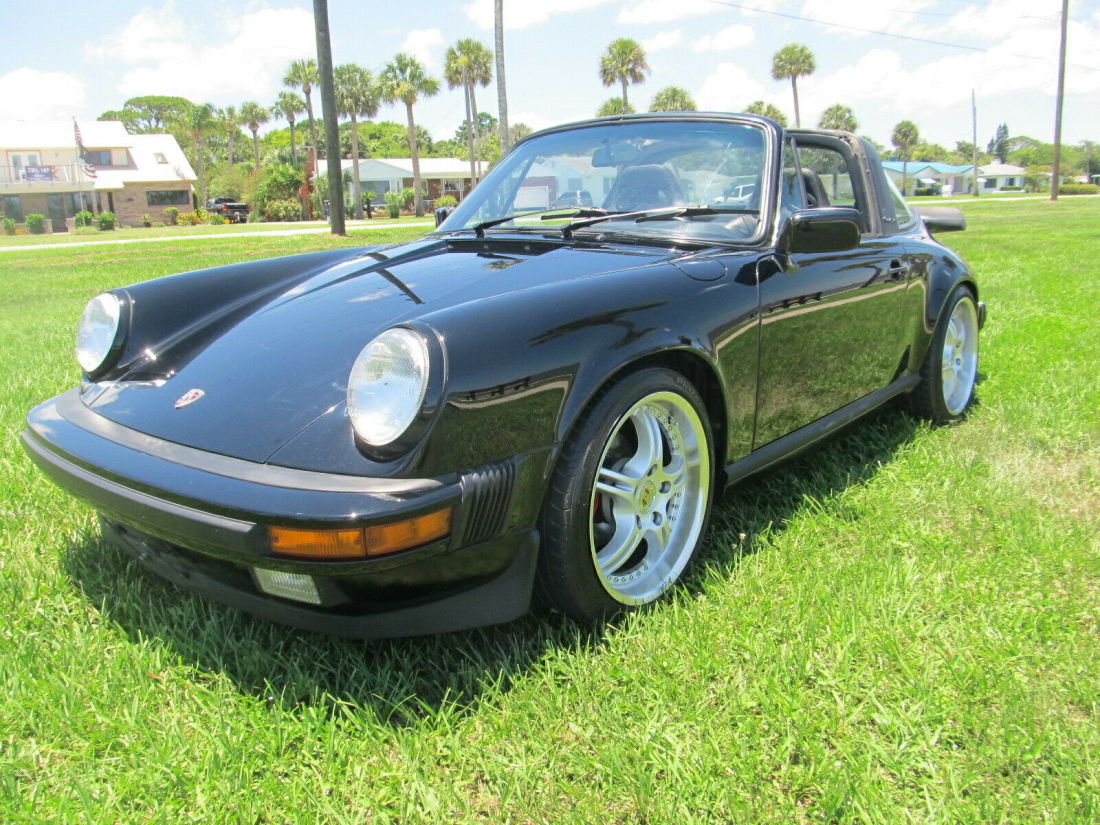 Florida! 88K. Miles! Targa! This is a beautiful car!! 1987 Porsche 911