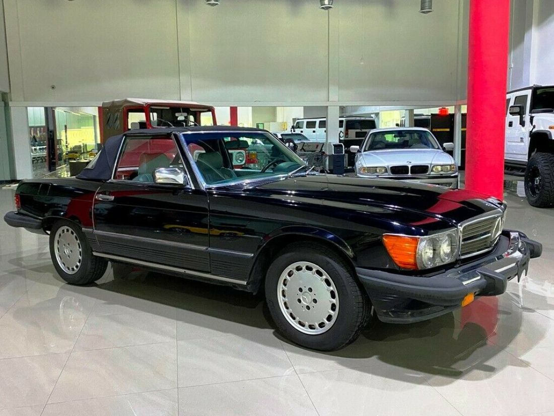 1987 Mercedes-Benz 560SL