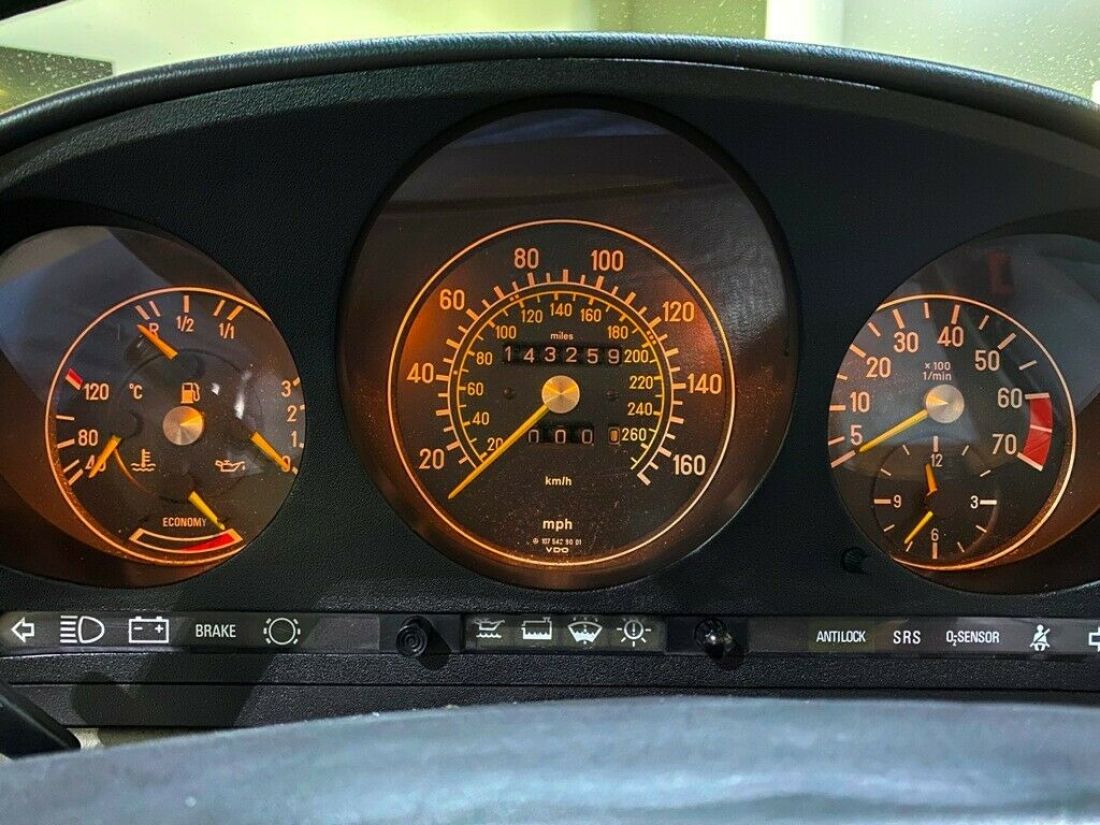 1987 Mercedes-Benz 560SL - photo 9