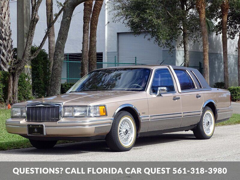 1992 Lincoln Town Car Signature - photo 4