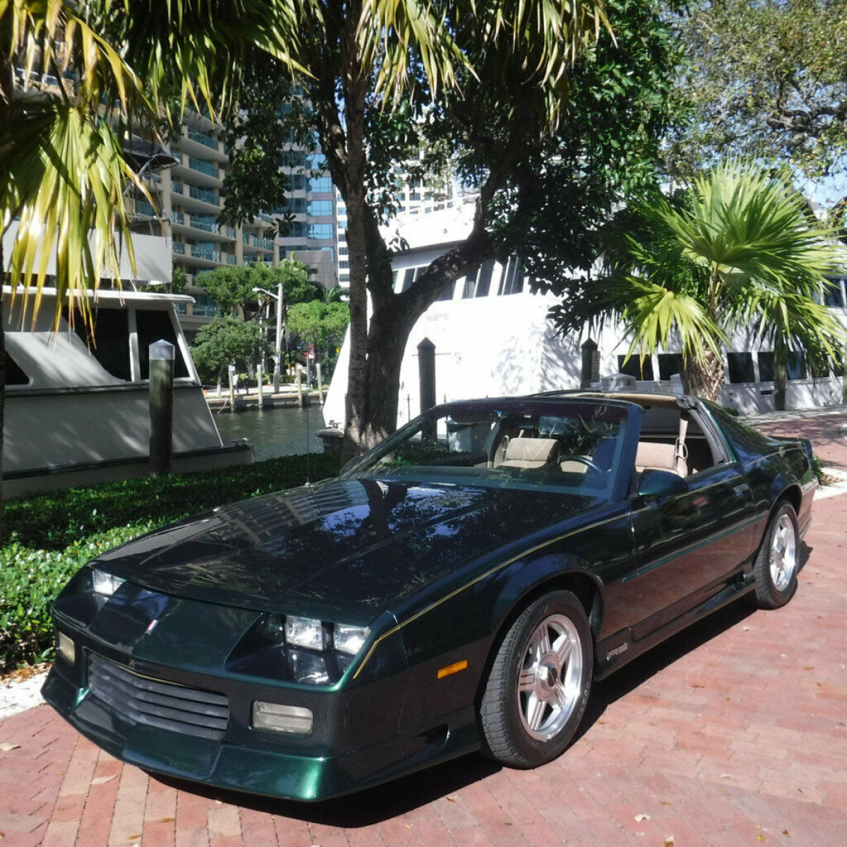 1992 Chevrolet Camaro 25TH Anniversary Edition RS - photo 2