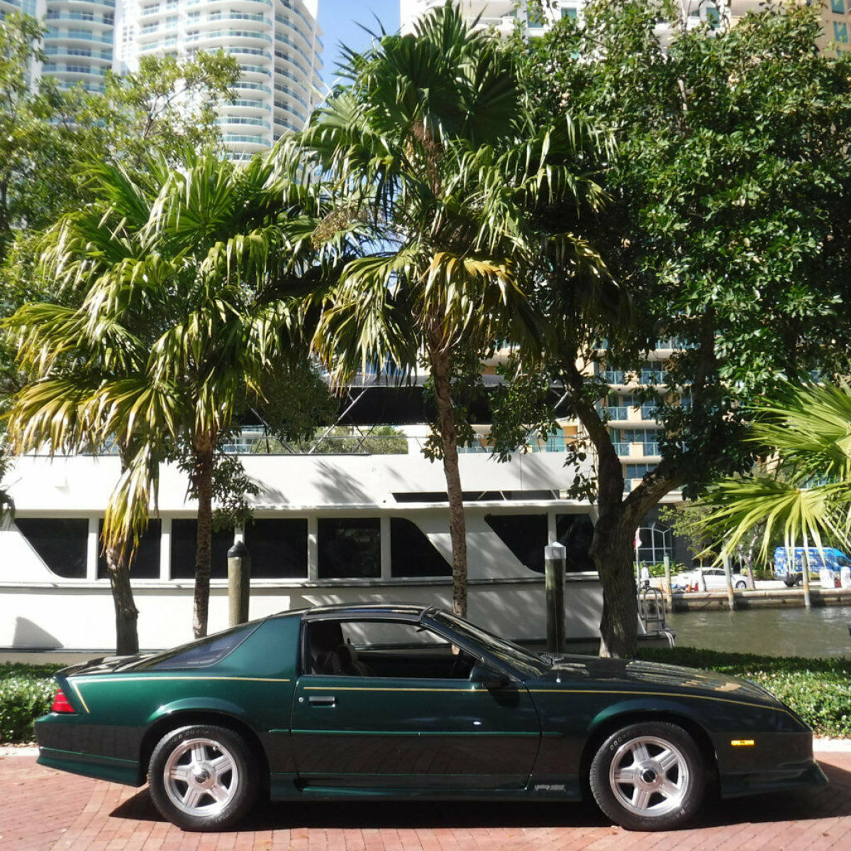 1992 Chevrolet Camaro 25TH Anniversary Edition RS - photo 3