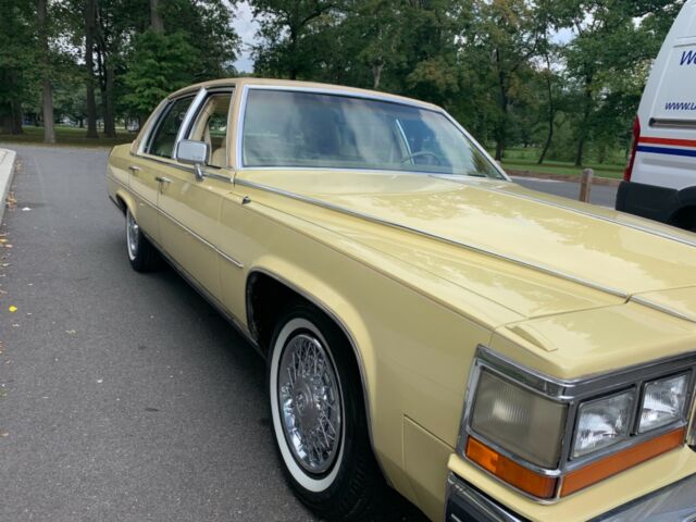 1980 Cadillac Brougham - photo 9