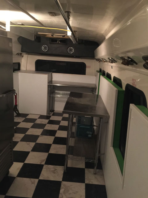1991 Ford E-Series Van - photo 3
