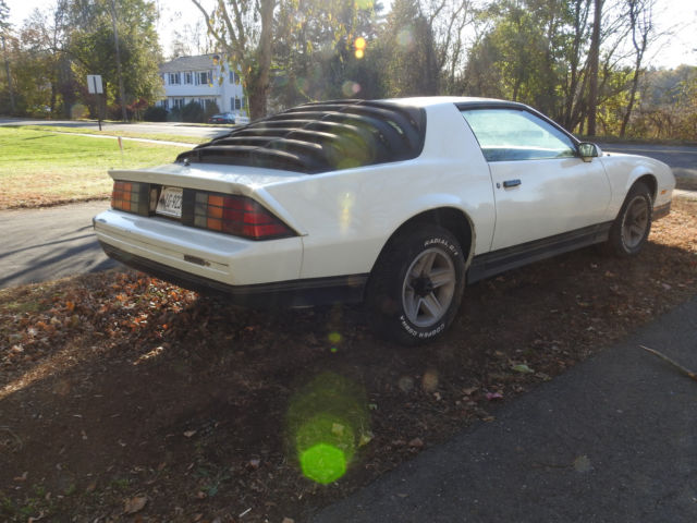 1983 Chevrolet Camaro Z-28 - photo 3