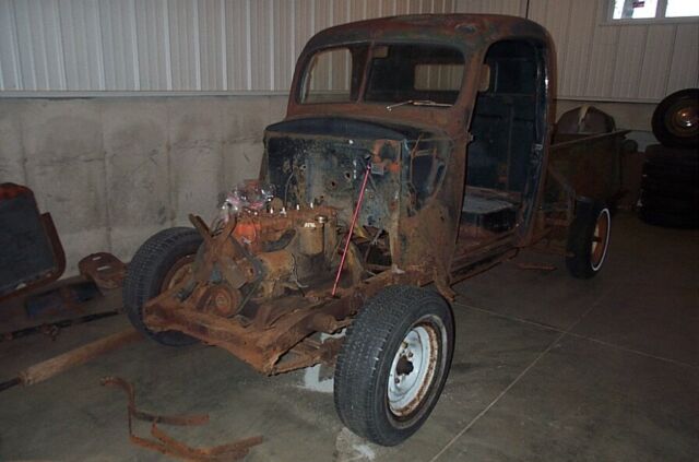 1946 Ford F-100 - photo 2
