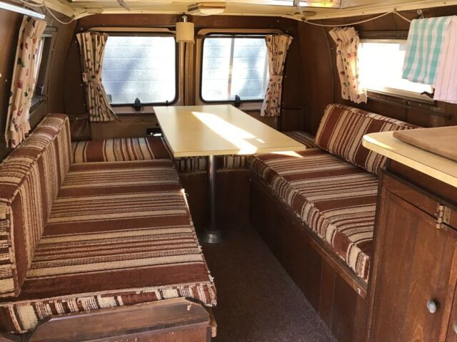 1984 Ford E-Series Van - photo 12