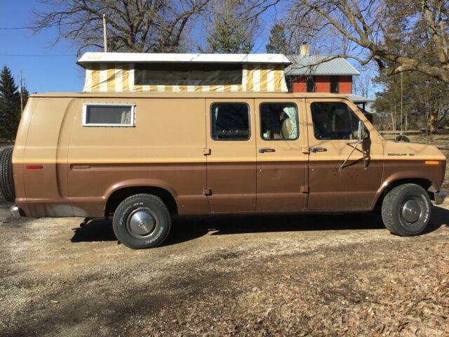 1984 Ford E-Series Van - photo 6
