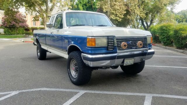 1990 Ford F-250 Lariat XLT - photo 3