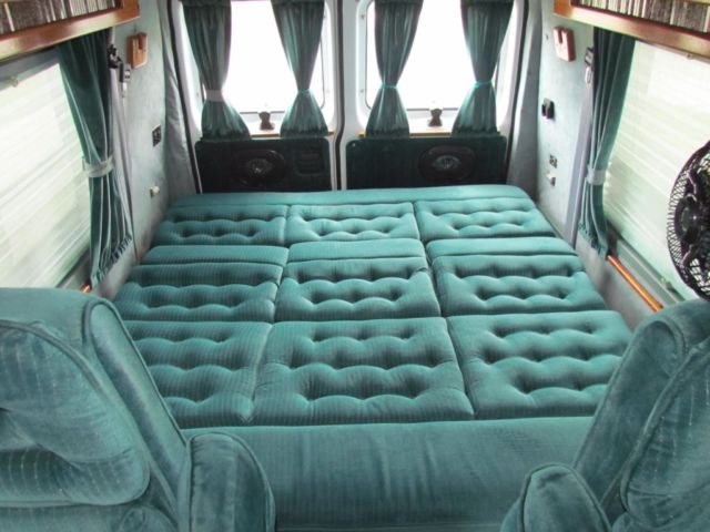 1992 Ford E-Series Van Teal/white - photo 6