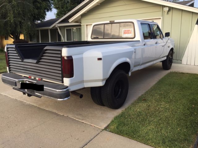 1993 Ford F-350 XLT - photo 2
