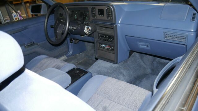 1986 Ford Thunderbird - photo 11