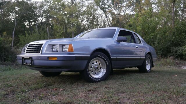 1986 Ford Thunderbird - photo 2