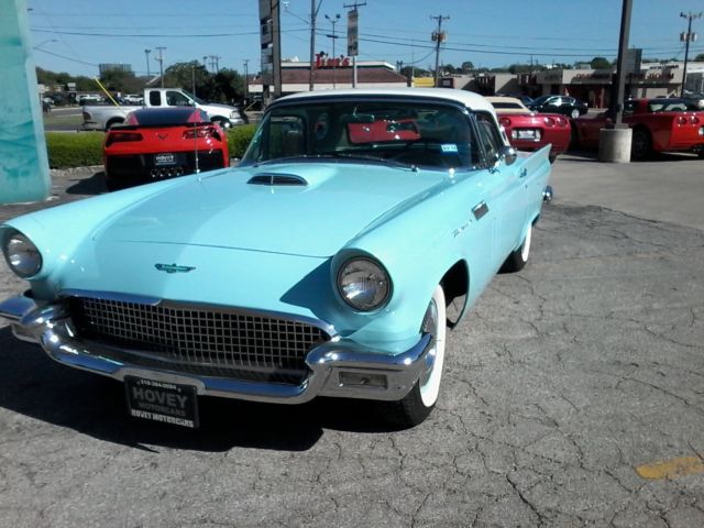 1957 Ford Thunderbird PORTHOLE HARD TOP - photo 6