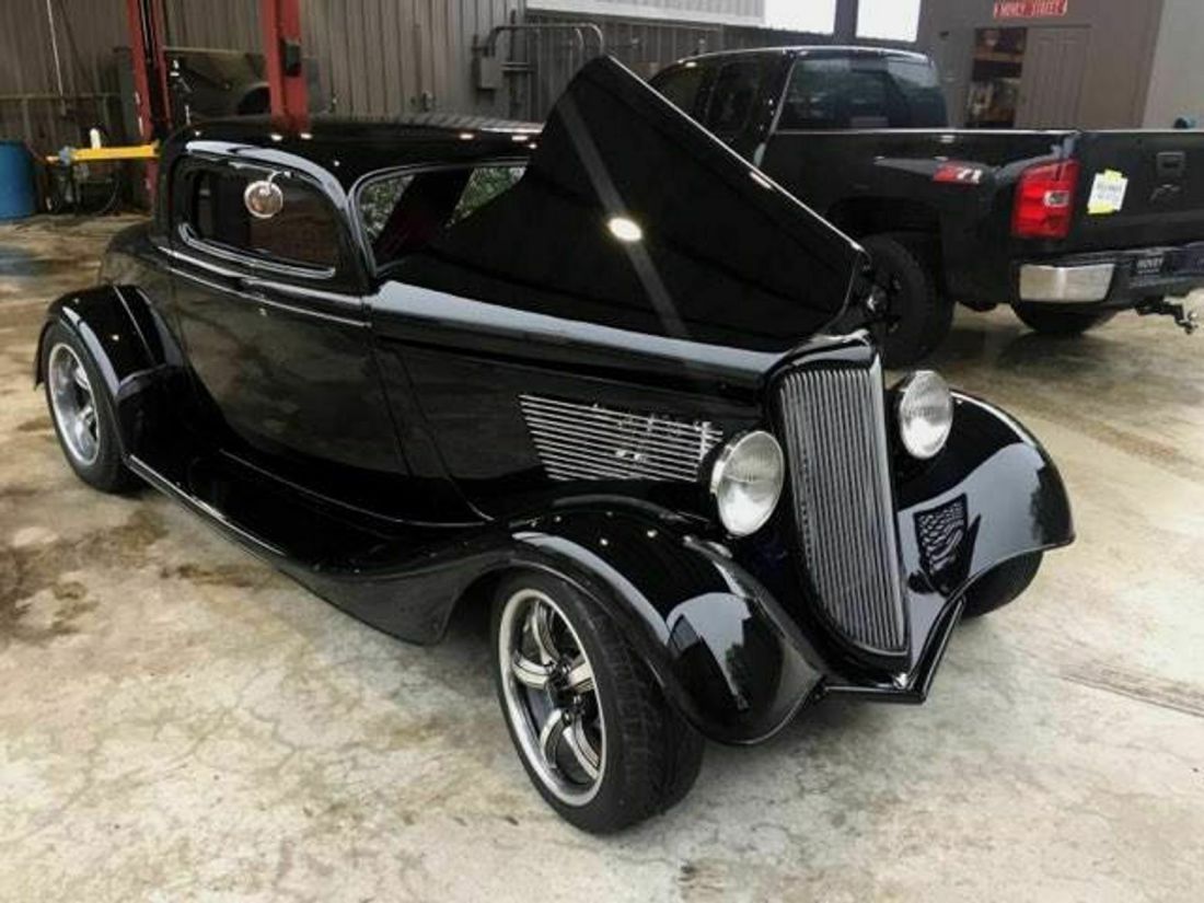 1934 Ford 3 window coupe coupe , classic - photo 3