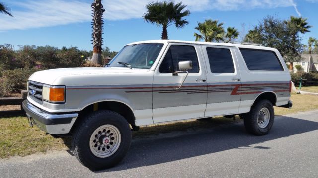 Ford 4 door Bronco F250 Metropolitan by Magnum not Centurion 1991 Ford Bronco XLT Lariat