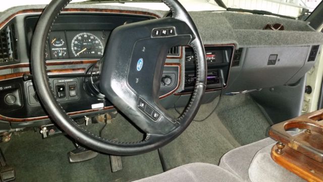 1991 Ford Bronco XLT Lariat - photo 5