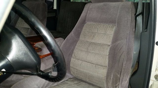 1991 Ford Bronco XLT Lariat - photo 6