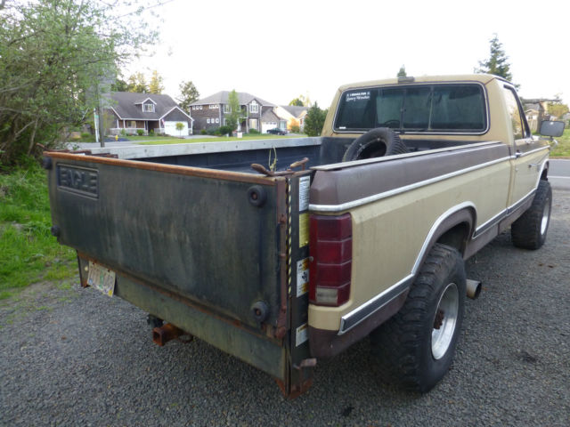 1983 Ford F-250 - photo 2