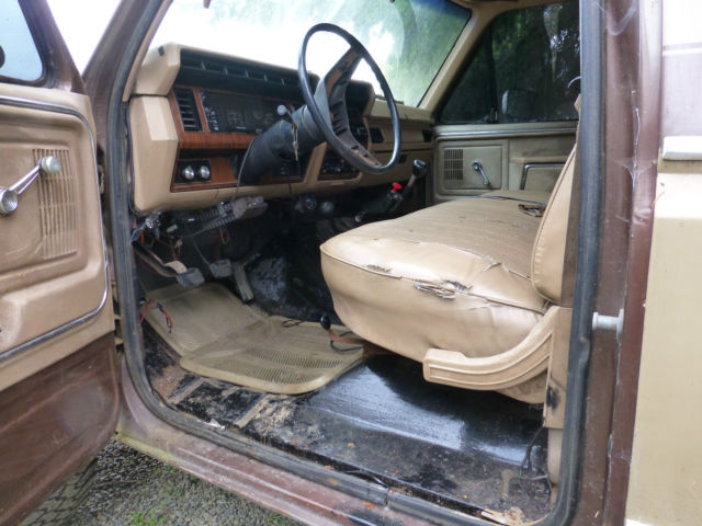 1983 Ford F-250 - photo 3