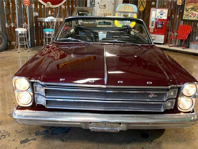 1966 Ford 7-Litre 2 Door Convertible - photo 3