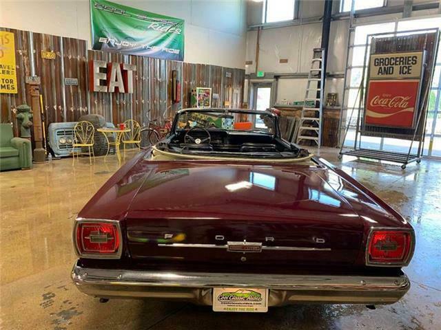 1966 Ford 7-Litre 2 Door Convertible - photo 7