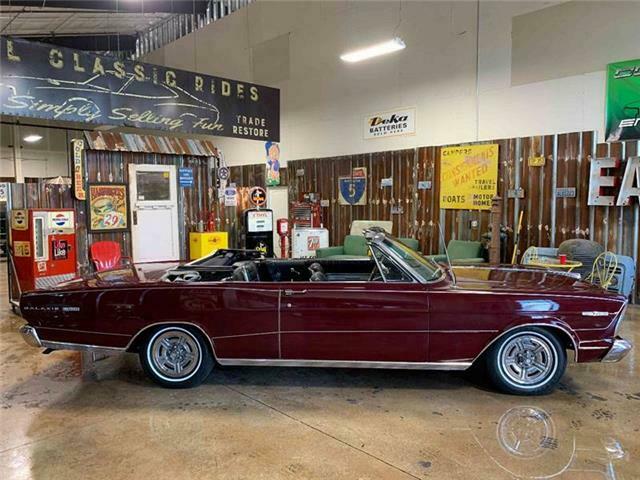 1966 Ford 7-Litre 2 Door Convertible - photo 9