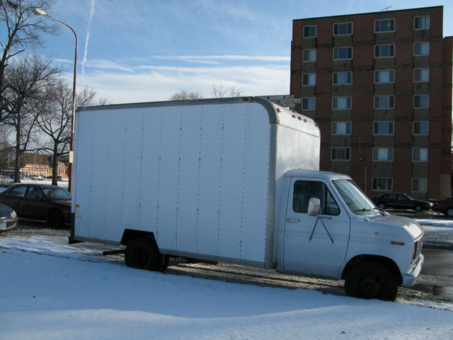 1987 Ford E-Series Van - photo 3