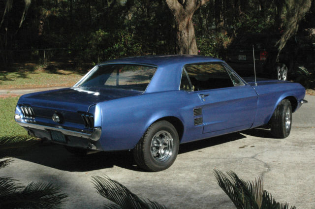 1967 Ford Mustang blue - photo 2