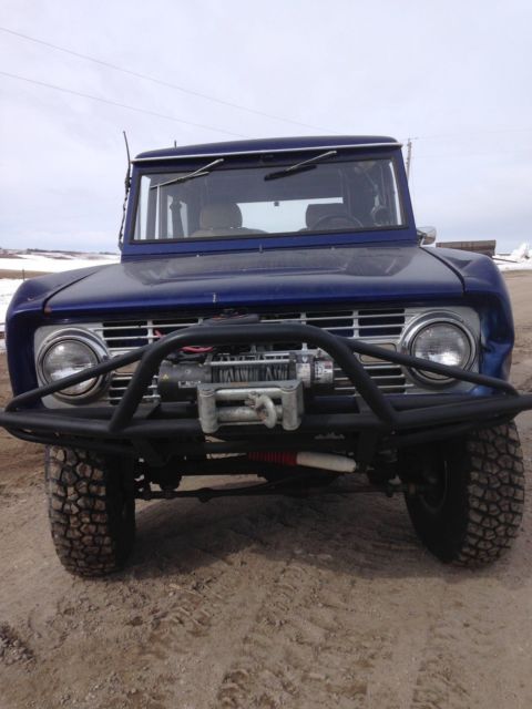 Ford Bronco 1967 Three Speed Manual, Lift Kit, Rancho Suspension, New Tires 1967 Ford Bronco