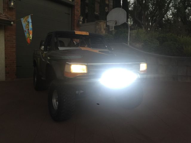 1986 Ford Bronco Custom - photo 3