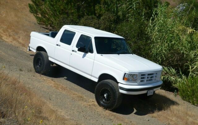 1992 Ford Bronco XLT - photo 11