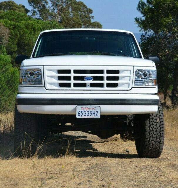 1992 Ford Bronco XLT - photo 2