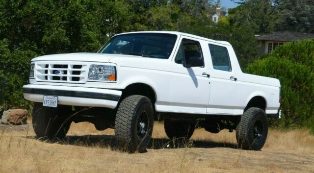 1992 Ford Bronco XLT - photo 8