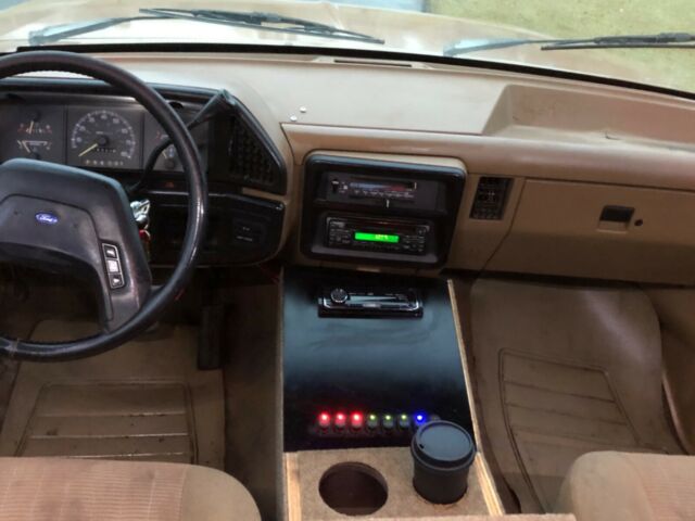 1990 Ford Bronco Custom - photo 11