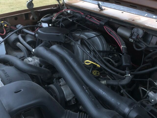 1990 Ford Bronco Custom - photo 13