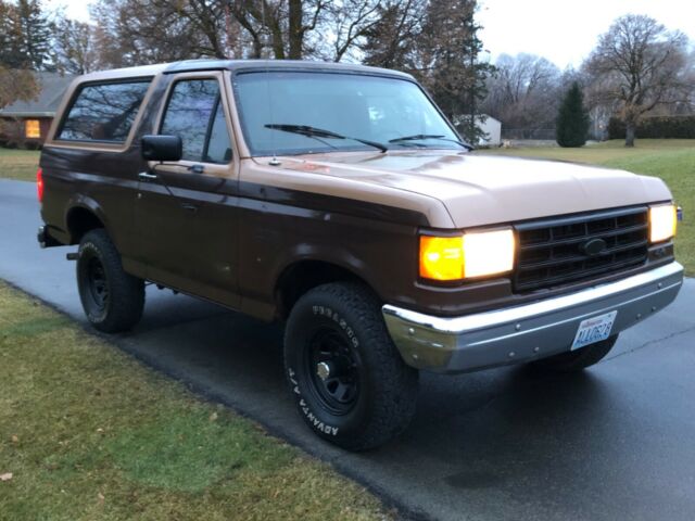 1990 Ford Bronco Custom - photo 5