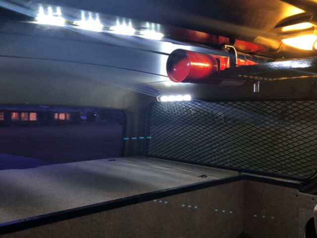 1990 Ford Bronco Custom - photo 8