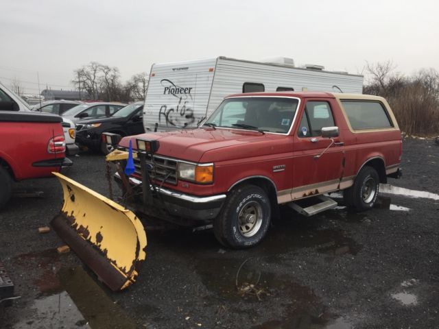 FORD BRONCO WITH PLOW 1988 Ford Bronco EDDIE BAUER