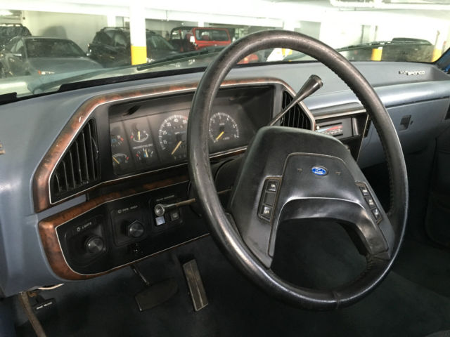 1990 Ford Bronco XLT - photo 3