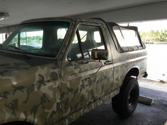 1990 Ford Bronco XLT - photo 8
